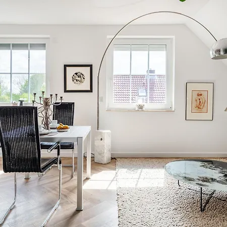 Apartment Chilly-breeze 1, Design-apartment, Obergeschoss Mit Gemeinschaftsgarten *