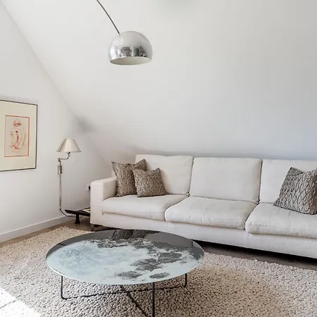 Chilly-breeze 1, Design-apartment, Obergeschoss Mit Gemeinschaftsgarten Apartment Greetsiel