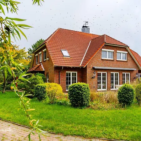 Chilly-breeze 1, Design-apartment, Obergeschoss Mit Gemeinschaftsgarten Apartment Greetsiel